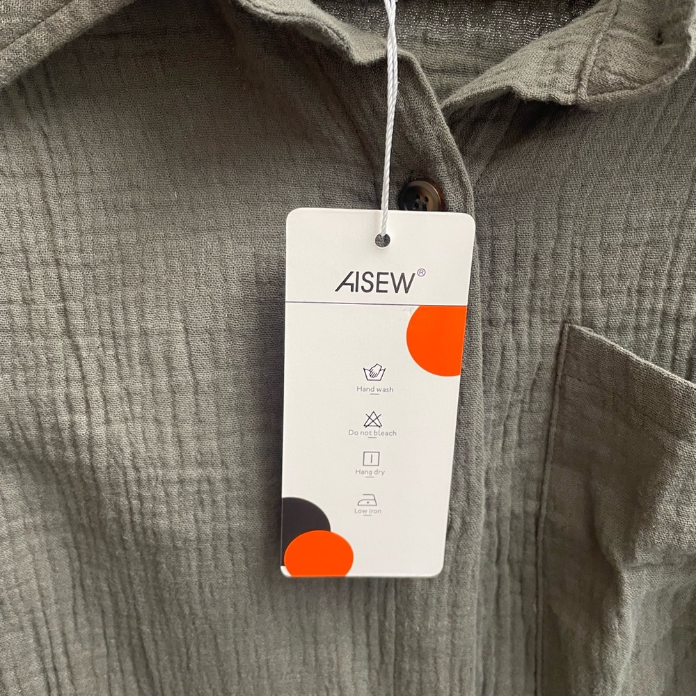 ASEW green button down top - Picture 3 of 3